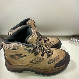 Nevados Klondike Mid Hiking Trail Boots Boy's sz 4.